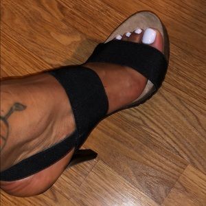 Simply Vera by Vera Wang Heels